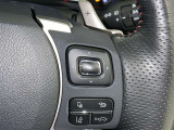 各操作スイッチなどもハンドルから手を放すことなく操作可能で安全運転に支援いたします!