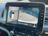 空から車を見たような「アラウンドビューモニター」!車の周りが一目で確認できるので、小さなお子様や障害物があっても安心して乗ることができます。