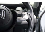 Hondaセンシングの機能のひとつ、アダプティブクルーズコントロール付!アクセルから足を離しても設定したスピードと前車との車間を保ち走行してくれます!車線維持もアシスト☆高速道路で疲労軽減ですね☆
