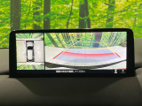 【360&deg;ビューモニター】専用のカメラにより、上から見下ろしたような視点で360度クルマの周囲を確認することができます☆死角部分も確認しやすく、狭い場所での切り返しや駐車もスムーズに行えます。
