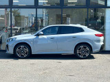 また、BMW正規認定中古車は、エマージェンシーサービスが自動付帯。24時間365日、皆様のカーライフをサポート致します。確かな安心のうえで、「駆けぬける歓び」をご堪能ください。