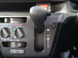 無段変速のCVT車です!発進から加速までアクセルを一定にして走ることにより、滑らかに走ります!