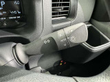 【オートライト】車外の明るさに応じて自動的にライトの点灯・消灯をしてくれます