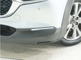 ◆フォグライト◆ 霧などの悪天候時、自車の位置を示すとともに前方や路肩が見えずらい時、近い位置をワイドに照らしてくれます