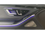 【ブルメスターサウンド】ドイツのオーディオメーカー「Burmester」と共同開発したオーディオシステムです。低音から高音までバランスよく、澄んだ ナチュラルなサウンドを実現します。