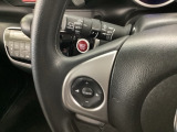 自社整備工場で点検整備をおこなってからお渡ししています。車検が残っている場合は『12ヶ月点検整備』を、車検整備付きの場合は『車検整備』をおこないます。整備費用は車両本体価格に含まれています。