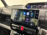 しかもディスプレイオーディオ♪見た目もスマートで操作も簡単。車内の快適さがグッと上がるので、ぜひ一度使ってみてください