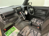 より多くの一般の方へ車を届けれればと思っておりますので同業者様への販売は極力控えさせて頂いております。ご了承下さい。
