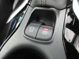 スイッチ操作だけでパーキングブレーキの作動・解除が可能!力の弱い方も安心してご使用いただけます♪ブレーキレバーを搭載していないので、運転席まわりがスッキリ!