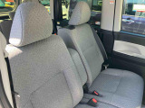 安全・安心な走行のために、納車前にダイハツのクルマを知り尽くしたエキスパートが基本性能に関わる機能や状態を徹底的に点検。消耗部品の交換など法定12ヶ月点検相当の点検・整備を実施しております。