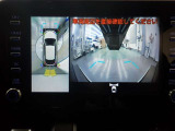 狭い駐車場や立体駐車場などもリアルに映るバックガイドモニター付でラクラク駐車♪(パノラミックビューモニター付)