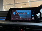 アレルゲン除去機能付フレッシュエアフィルターを備えた3ゾーンフルオートエアコンディショナーです。