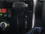無段変速機(CVT)を搭載。有段変速機に存在する「変速ショック」が無いので、スムーズなアクセル操作が可能です♪