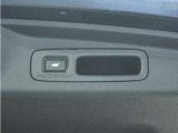 ◆パワーテールゲート◆キーや運転席のボタン、ハンズフリー機能など多彩なアクセスで自動開閉できます。