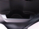 ドアのポケットにも小物やペットボトルが入ります!!