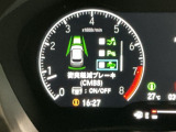 ホンダが推し進める総合先進安全装備のセンシング搭載! 衝突や斜線はみだしなどの危険が予測される時、センサーが警告。ヒューマンエラーを高度先進技術が補完してくれます。