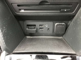 USB・電源ソケット