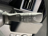【オートライト(AUTO)】外の明るさをシステムが感知して、自動でヘッドライトが点灯します!ヘッドライトをつけ忘れを防ぐ便利機能です。