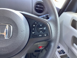 Hondaセンシングの機能のひとつ、アダプティブクルーズコントロール付!アクセルから足を離しても設定したスピードと前車との車間を保ち走行してくれます!車線維持もアシスト☆高速道路で疲労軽減ですね☆