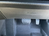 運転席二ーエアバッグです。