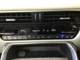 エアコンはオートエアコンです☆快適な空間で運転していただけます☆