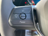 【アクティブクルーズコントロール】一定速度での巡航はもちろん、前方の車両との距離を一定に保ちながら自動で加減速を行います。BMWは車両停止までの制御が可能となりますので、渋滞時には大変嬉しい機能です。