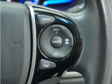 ◆アダプティブクルーズコントロール◆予め設定した車速内でクルマが自動的に加減速。前走車との適切な車間距離を維持しながら追従走行します。【LKAS】車線維持支援システムでステアリング操作を支援。