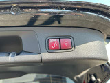 スタッフ全員が自動車保険の資格を保有しており、万が一の事故の際のサポート体制を整えております。メルセデス・ベンツ自動車保険プログラムをご用意しております。無料証券診断を行います!