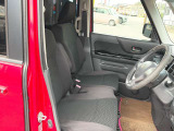当店では軽自動車から普通車まで幅広くオールメーカーの車種・色・グレードを豊富に揃えております。
