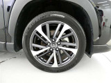【フロントタイヤ】 ♪(^^♪ キレイな純正ホイールです!(^_-)-☆  ユーカー選びのポイントのひとつですよね♪  ご来店時にぜひチェックしてみてください!