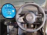 ミニ独特のゴーカートフィーリングと呼ばれる軽快なハンドリングはAT車、MT車のどちらでも楽しめます。