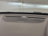 【harman kardon】ハーマンカードンのHi-Fiスペシャリストと共に、モデル別に開発・設計された専用チューニングが臨場感溢れる音響空間を実現しています。