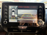 全方位モニターなので、駐車が苦手な方でも安心ですね!とっても人気の装備です♪
