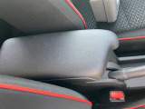 販売・買取・整備・保険・アフターケアまで、カーライフに必要なすべてをトータルサポート。車に関することを一括してお任せできるため、長く快適なカーライフをサポートさせていただきます。