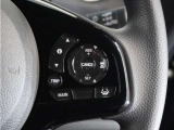 ◆アダプティブクルーズコントロール◆予め設定した車速内でクルマが自動的に加減速。前走車との適切な車間距離を維持しながら追従走行します。【LKAS】車線維持支援システムでステアリング操作を支援。