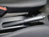 緊急時の車両コントロールのしやすいハンドブレーキ式パーキングブレーキです!!