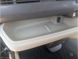 当店は中古車のプロ集団です。何かお困りのことなどございましたら、いつでもご来店ください!丁寧・親切をモットーにお客様を大切に致します!!