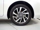 純正アルミホイール 195/55R16