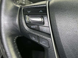 ステアリングスイッチ装備!運転しながら手元でオーディオの操作などができます。