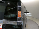 LEDテールライトです。省電力、高輝度のLEDは明るく照らすので夜間運転時の視認性を高めます。スタイリッシュな見た目で細かいところもこだわりたいあなたに!