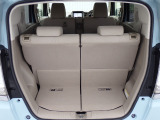 ◆定員乗車時のカーゴルームです。普段のお買い物の荷物やたくさんの収納が可能です。