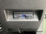 ETC車載器付きです♪高速道路をスイスイと通過!で、キャシュレス!クルマは料金所をノンストップで通過することができます☆