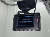 ドライブレコーダー装着車両です