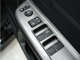 ◆パワーウィンドウスイッチ◆運転席から全席の窓の開閉操作を行うことが出来いつでも換気ができます!