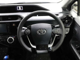各操作スイッチなどもハンドルから手を放すことなく操作可能で安全運転に支援いたします!
