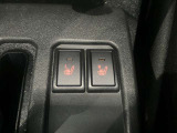 運転席・助手席シートヒーター付きです☆じんわりと温まるので、寒い冬にぴったりの装備になります♪
