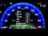 隣車線を走る車両をレーダーで検知し、ドアミラーでは確認しにくい後側方エリアに存在する車両に加え、急接近してくる車両も検知します。車両を検知するとドアミラーに搭載されたLEDインジケーターが点灯します。