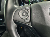 ステアリングスイッチ装備!運転しながら手元でオーディオの操作などができます。