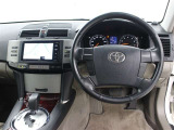 運転席廻りです。