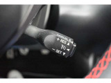 ステアリング右側に装備しているアイサイト・追尾スイッチ。こちらのスイッチにて高速走行時のアイサイト追尾巡航のON・OFFを行います。